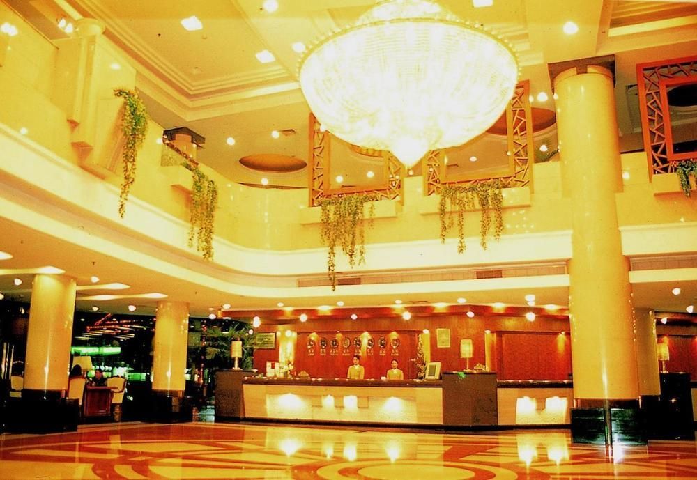 Hotel Crown Wu-chan Exteriér fotografie